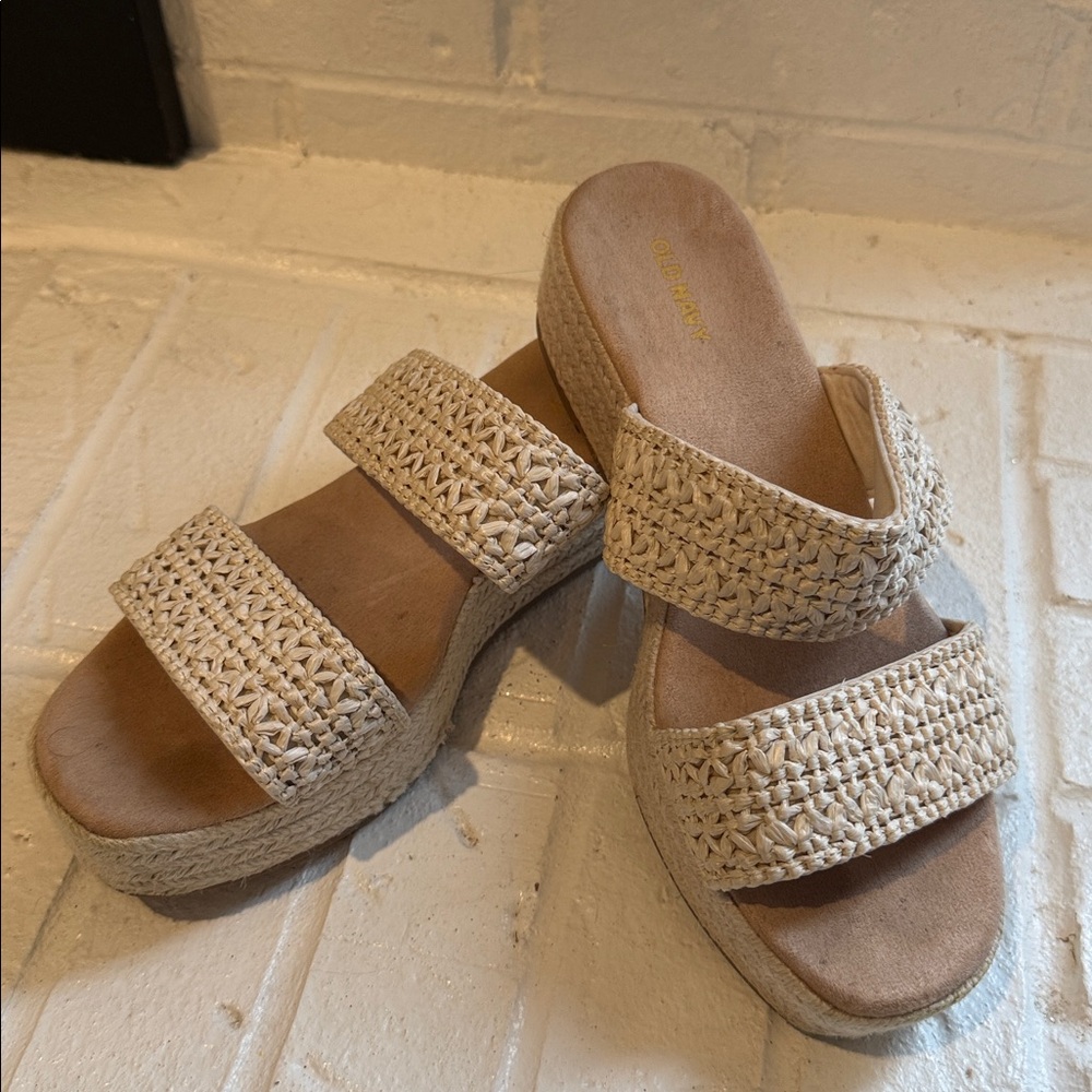 Old Navy Women's Tan Espadrille Sandals